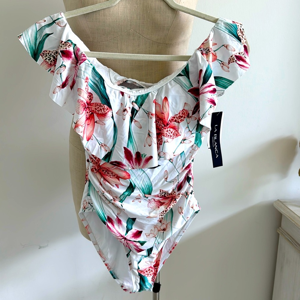 La Blanca
Off-Shoulder Ruffle Lace-Up One-Piece Swimsuit